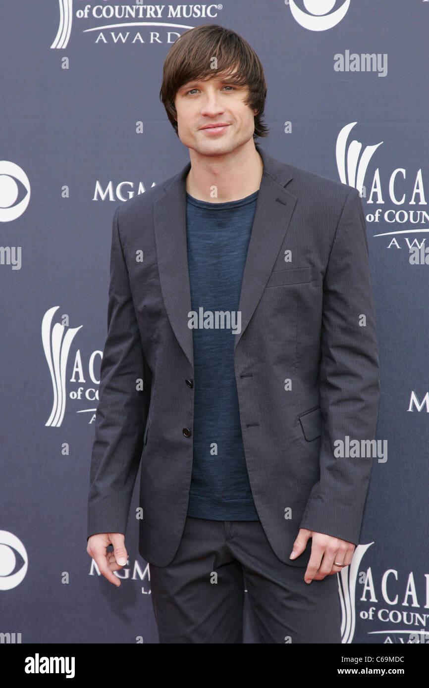 Walker hayes hires stock photography and images Alamy