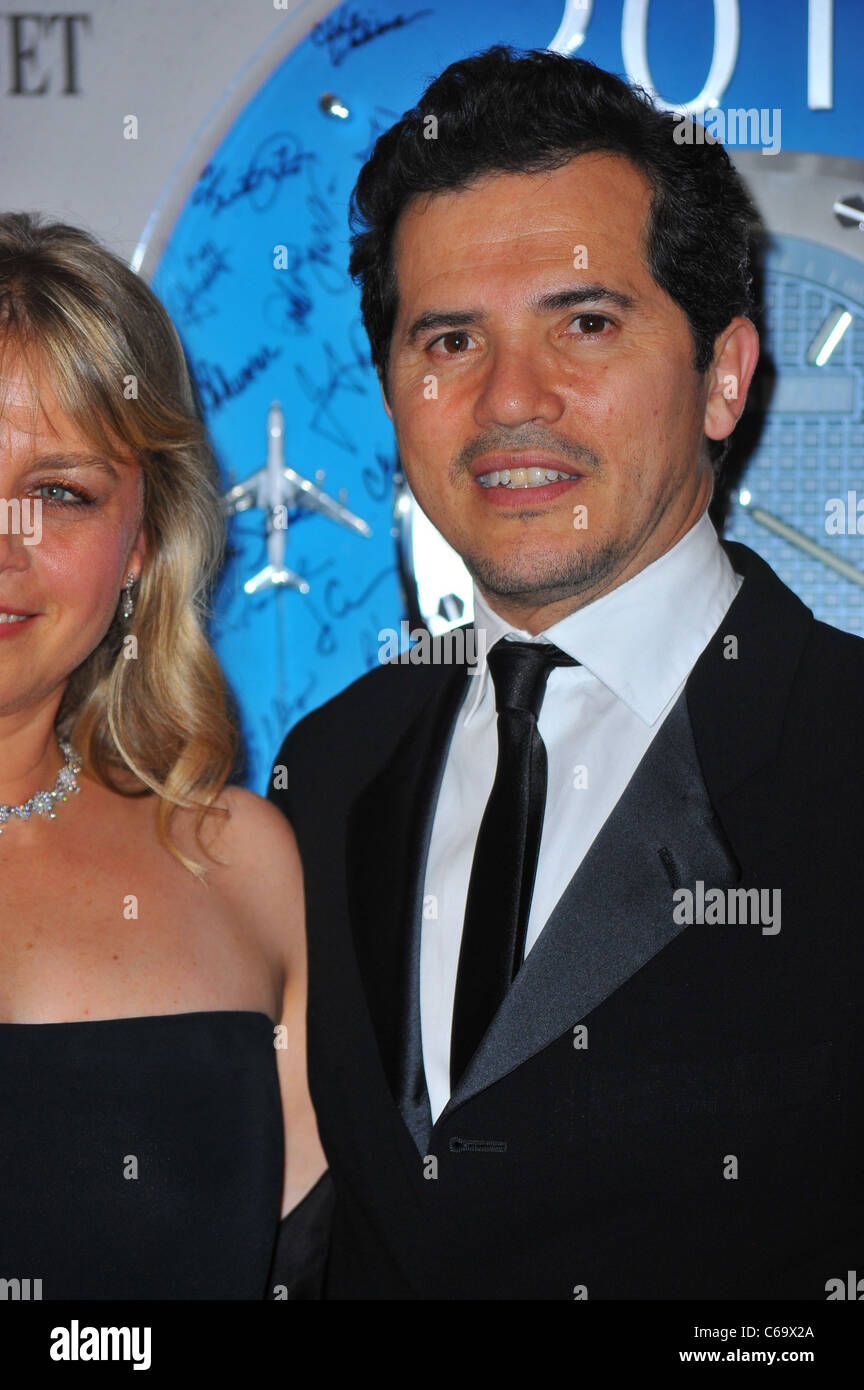 John Leguizamo at arrivals for American Theatre Wing's 65th Annual Antoinette Perry Tony Awards - ARRIVALS, Beacon Theatre, New Stock Photo