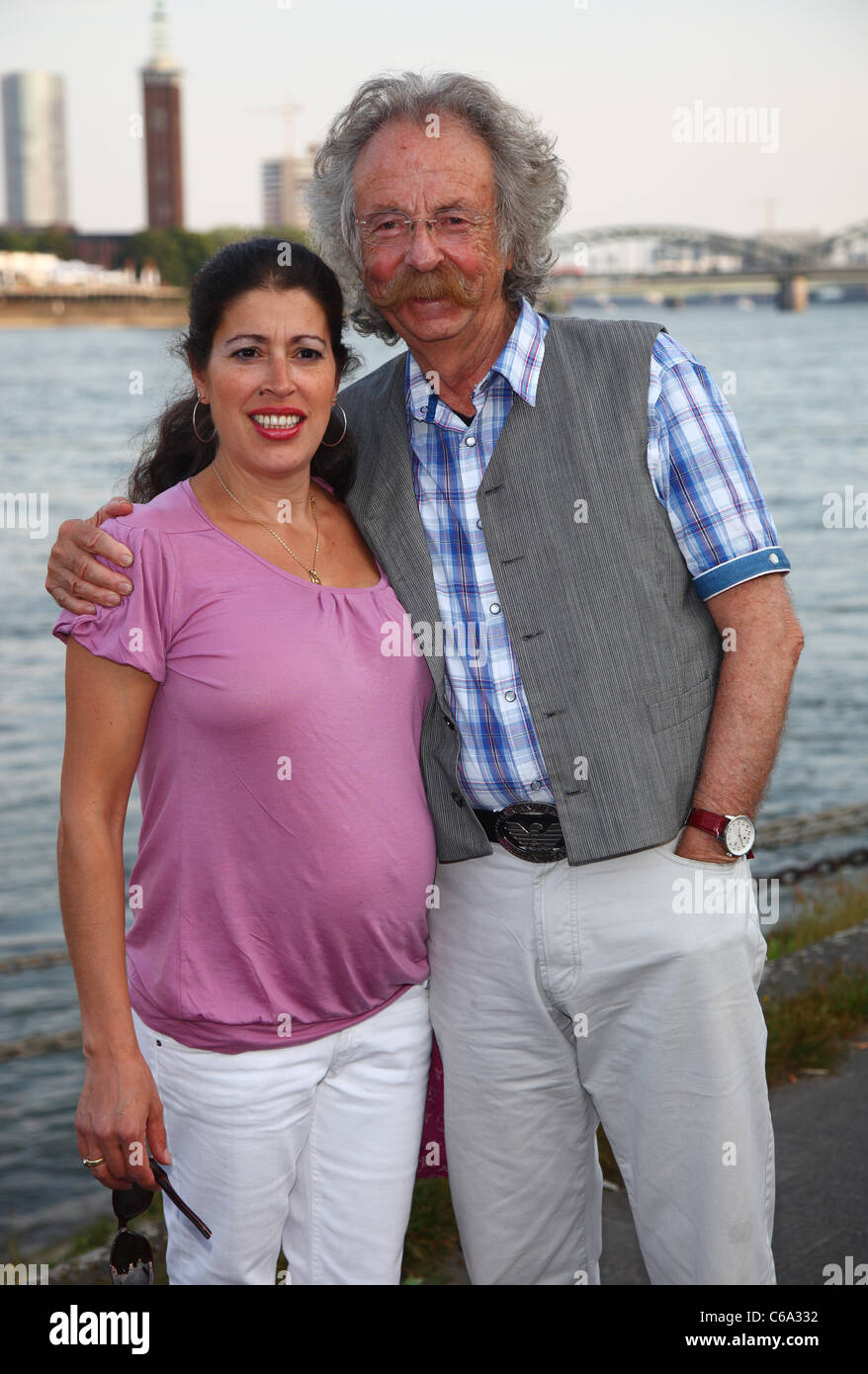 Jean Puetz, pregnant wife Pina arriving at MS Rheinenergie for ...