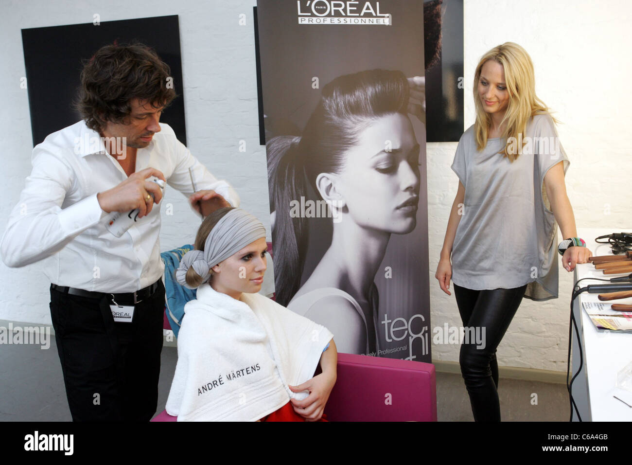 Stylist Andre Maertens Model Anthea Mueller And Anna Lauerbach Of Stock Photo Alamy
