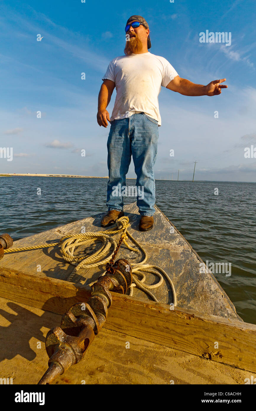Oyster fishermen working in Apalachicola Bay Stock Photo Alamy