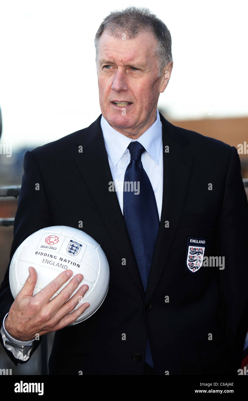 Geoff hurst hires stock photography and images Alamy