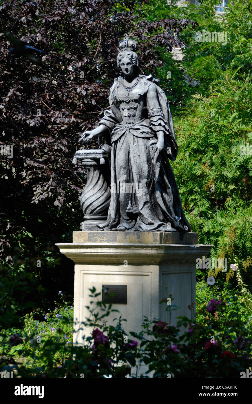 Statue of Queen Anne (Queen Charlotte), consort of King III