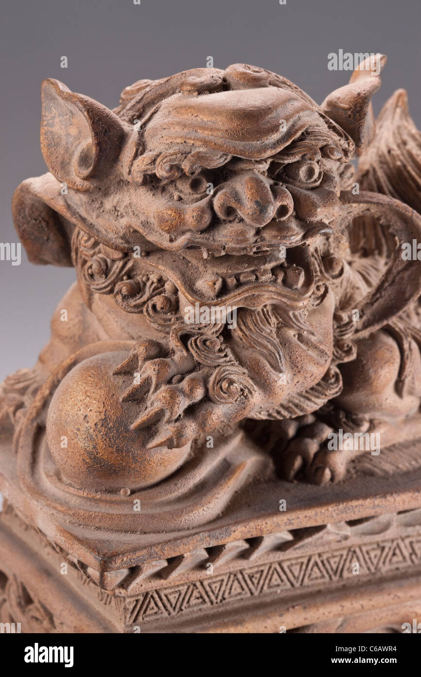 Traditional Chinese lion statue Stock Photo Alamy