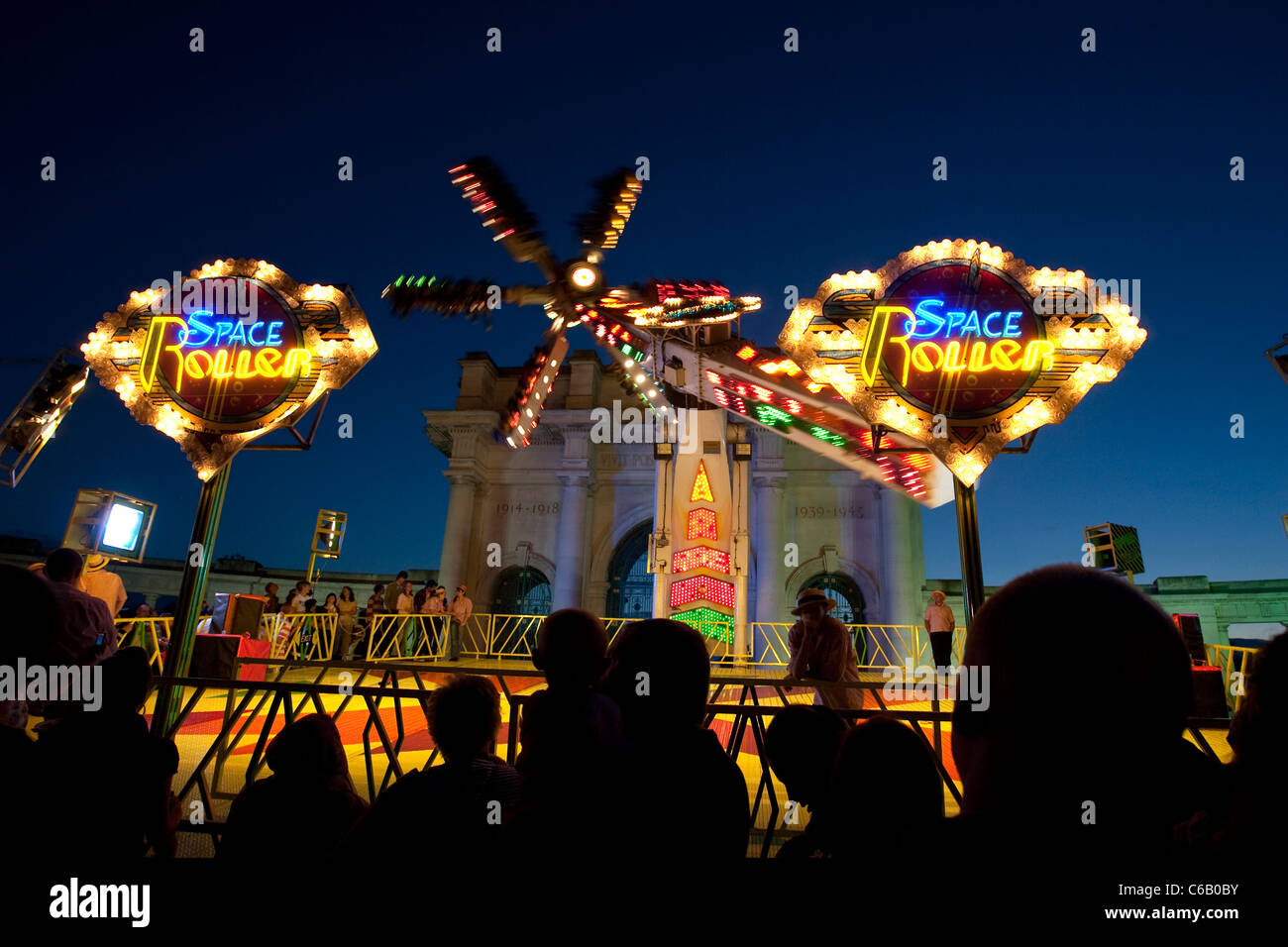 Fairground ride night hires stock photography and images Alamy