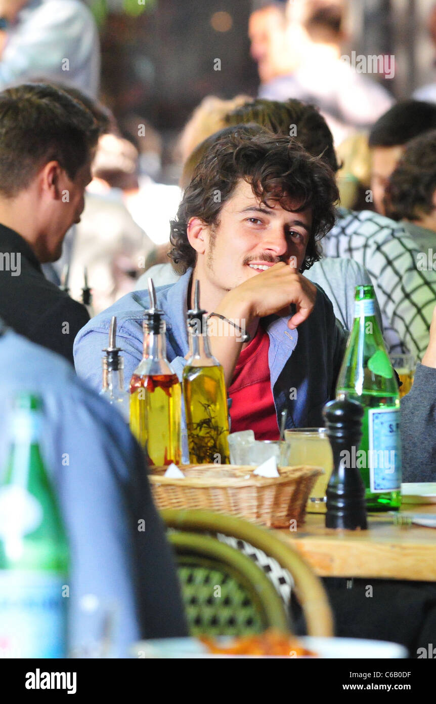 Orlando Bloom watching the World Cup 2010 match between Germany and Spain at Cafe am Neuen See in Tiergarten. Berlin, Germany - Stock Photo