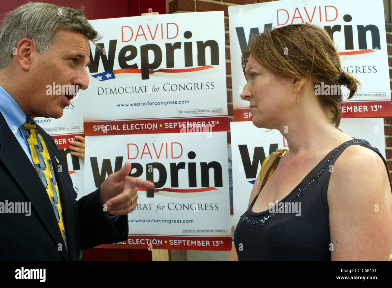 David Weprin speaks to a voter after his endorsement for Congress in New York's Ninth Congressional District Stock Photo