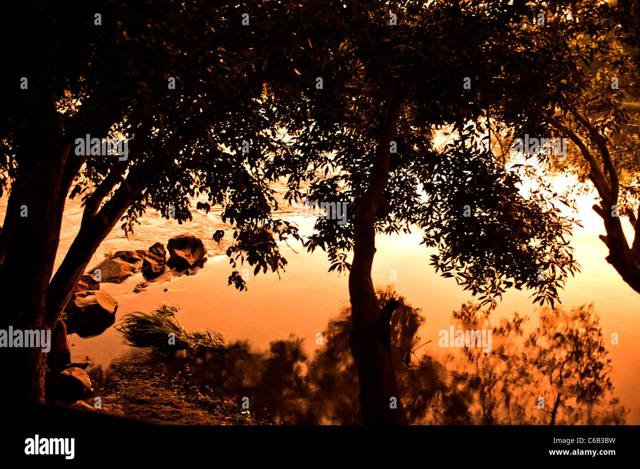 rocks falling [PH] [IL] [CO] Stock Photo - Alamy