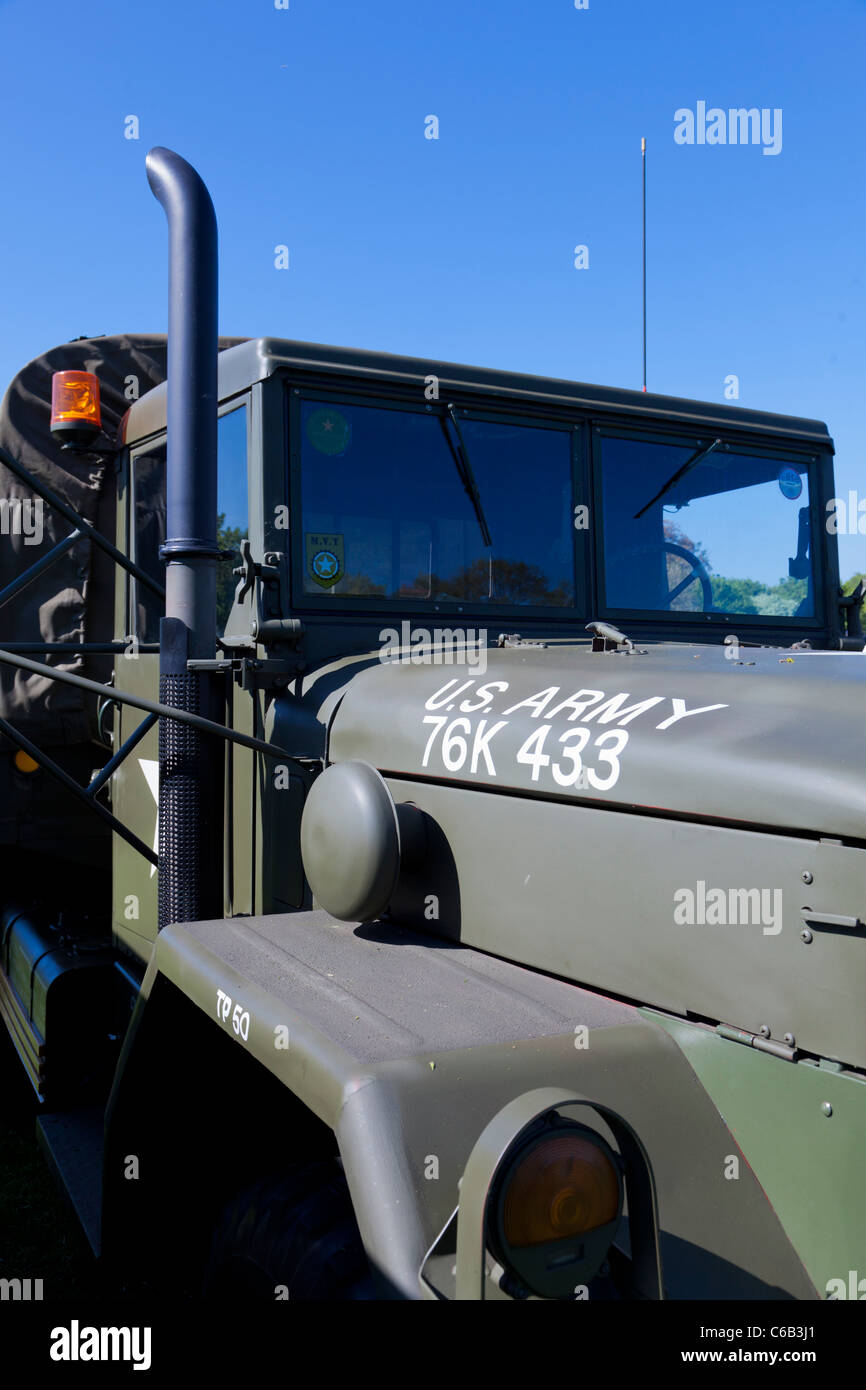 Us army truck hi-res stock photography and images - Alamy