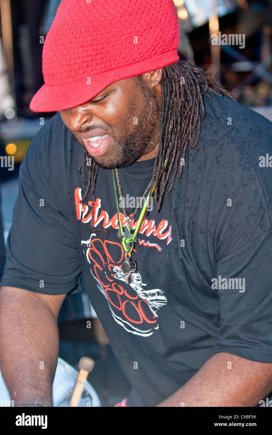 Metronomes steel orchestra hires stock photography and images Alamy