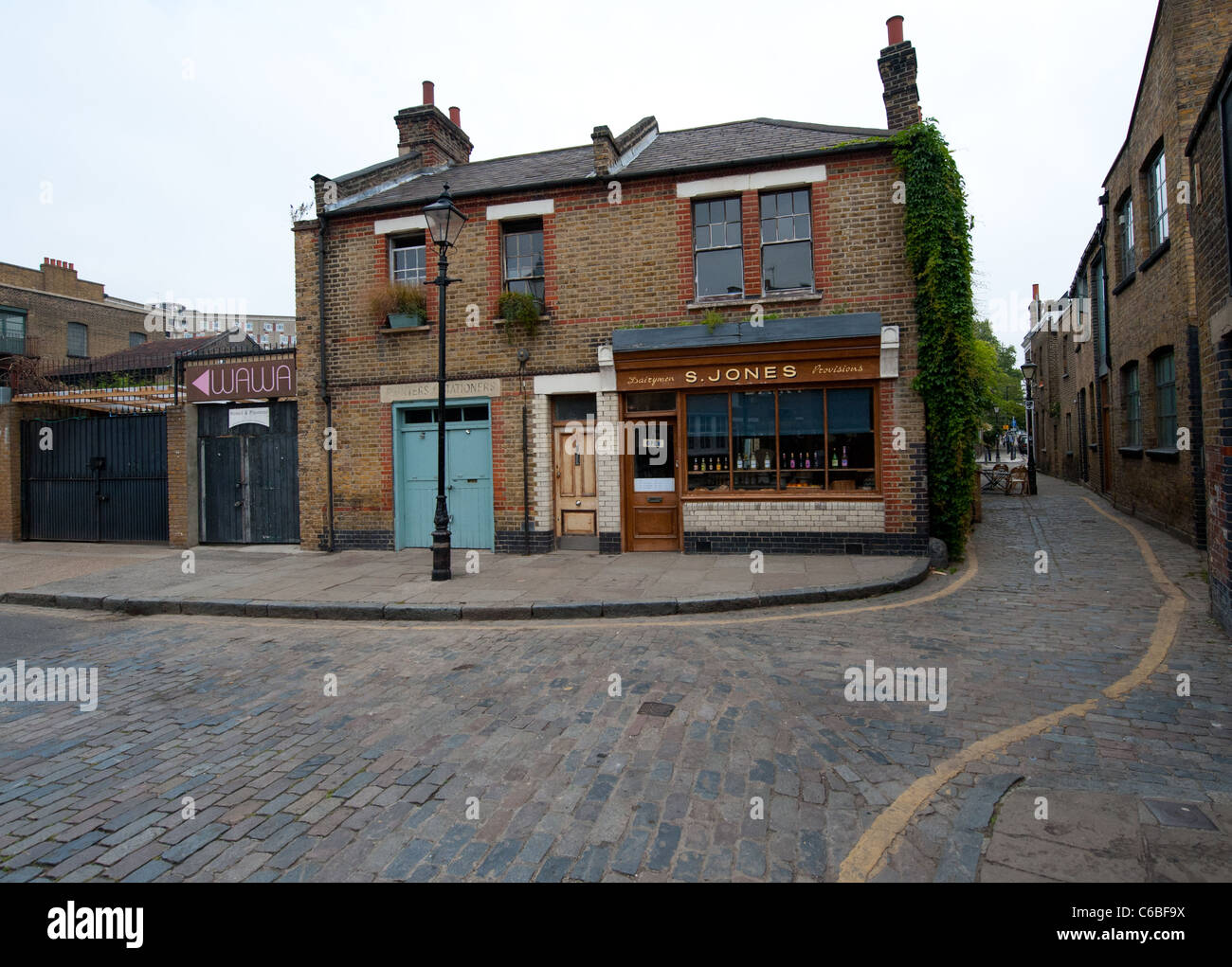 'S Jones' delicatessen in Hoxton, London Stock Photo