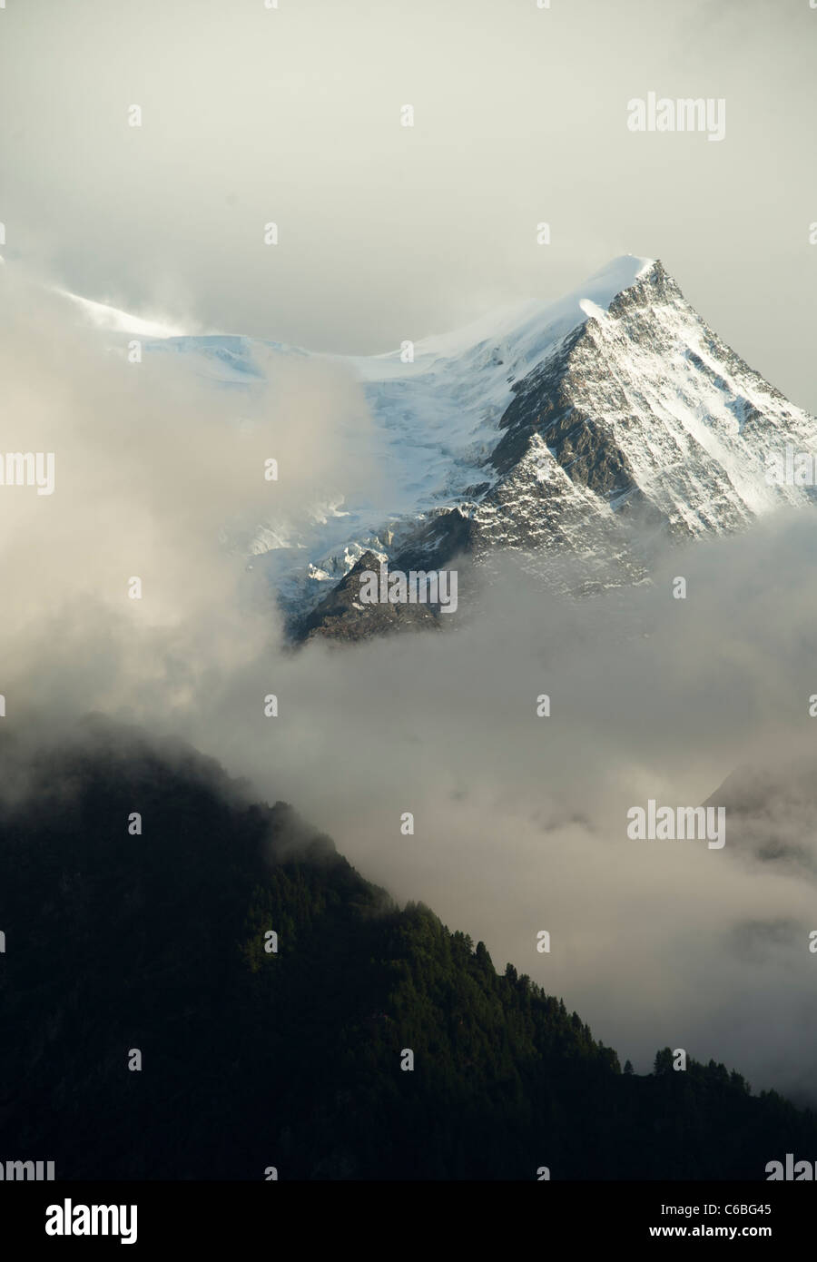 Mont blanc range hi-res stock photography and images - Alamy