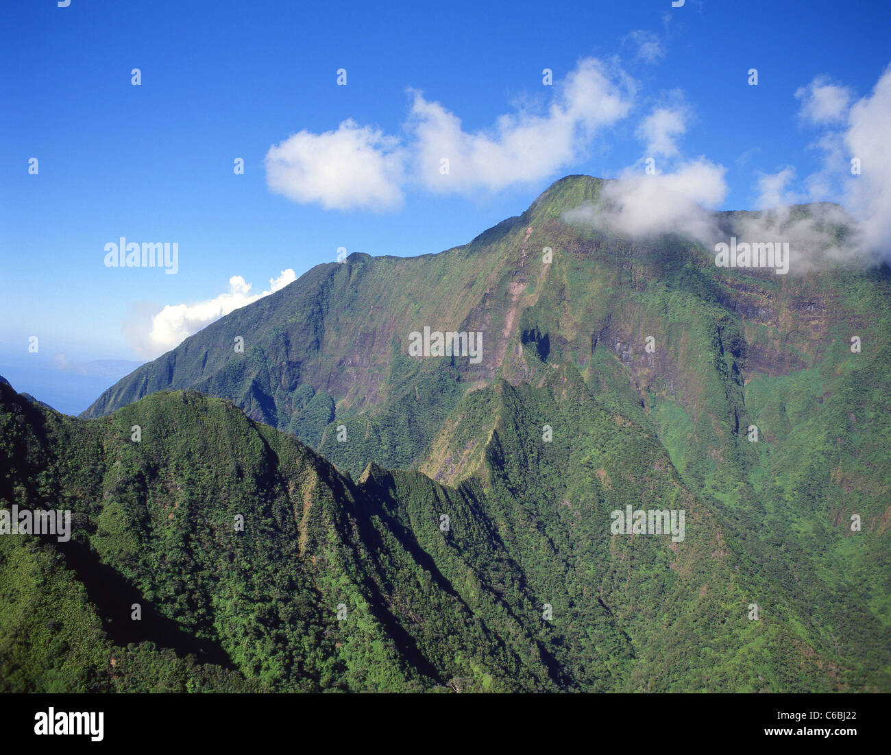 West maui mountains hi-res stock photography and images - Alamy