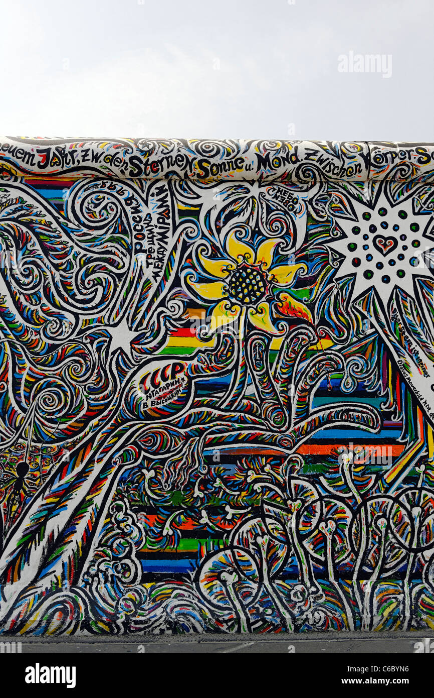 Work of art, Berlin Wall, the former boundary walls of the GDR, East Side Gallery, Berlin