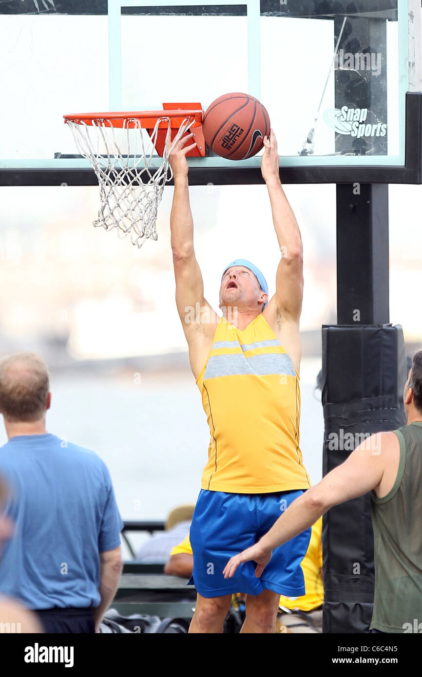 Woody Harrelson plays basketball on the set of the new film 'Friends with Benefits' New York