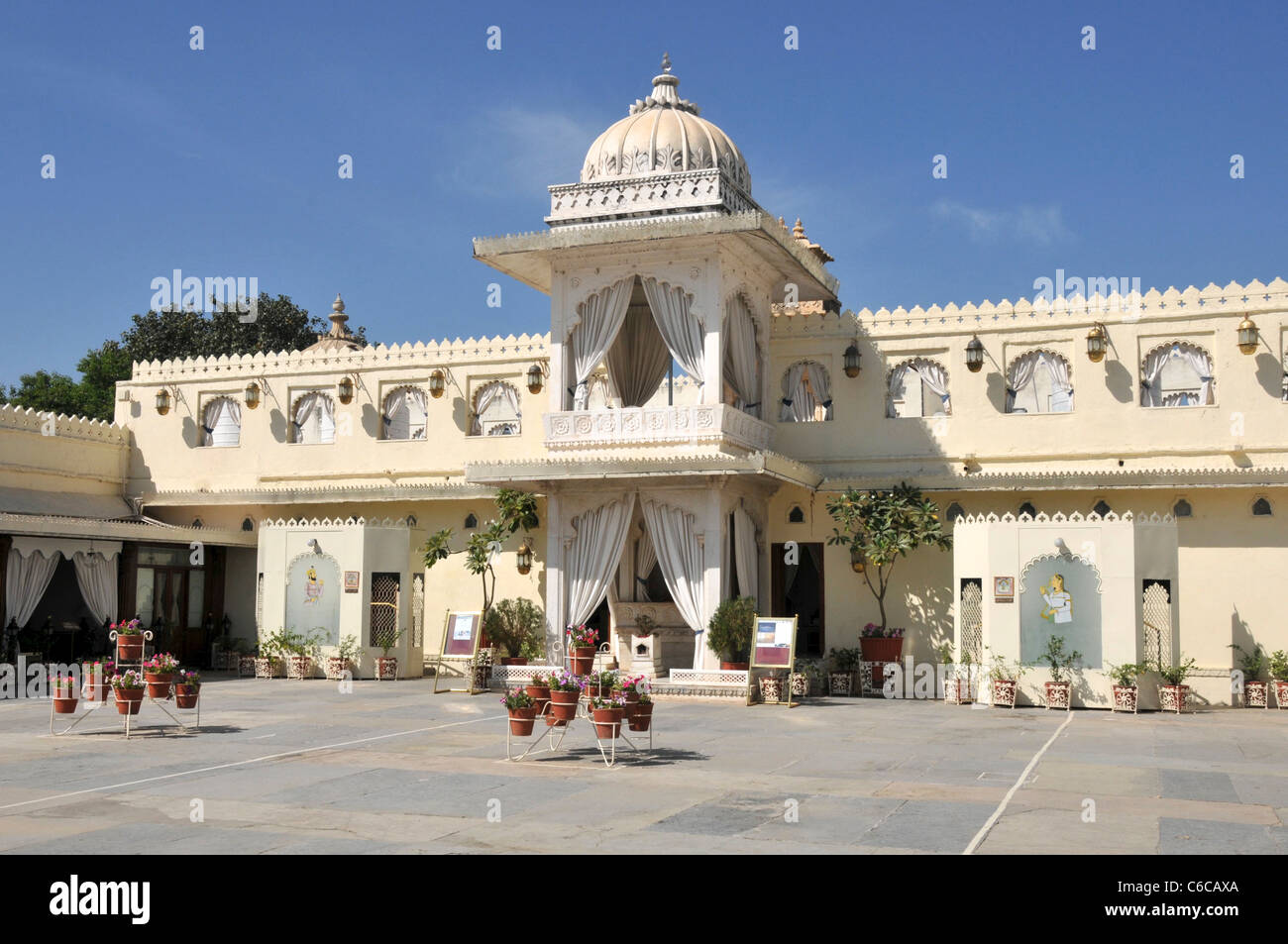 Lake Garden Palace Jag Mandir Island Pichola Lake Udaipur