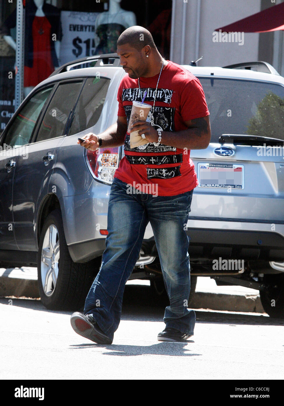 Quinton Jackson Aka Rampage Jackson Leaves Coffee Bean With A