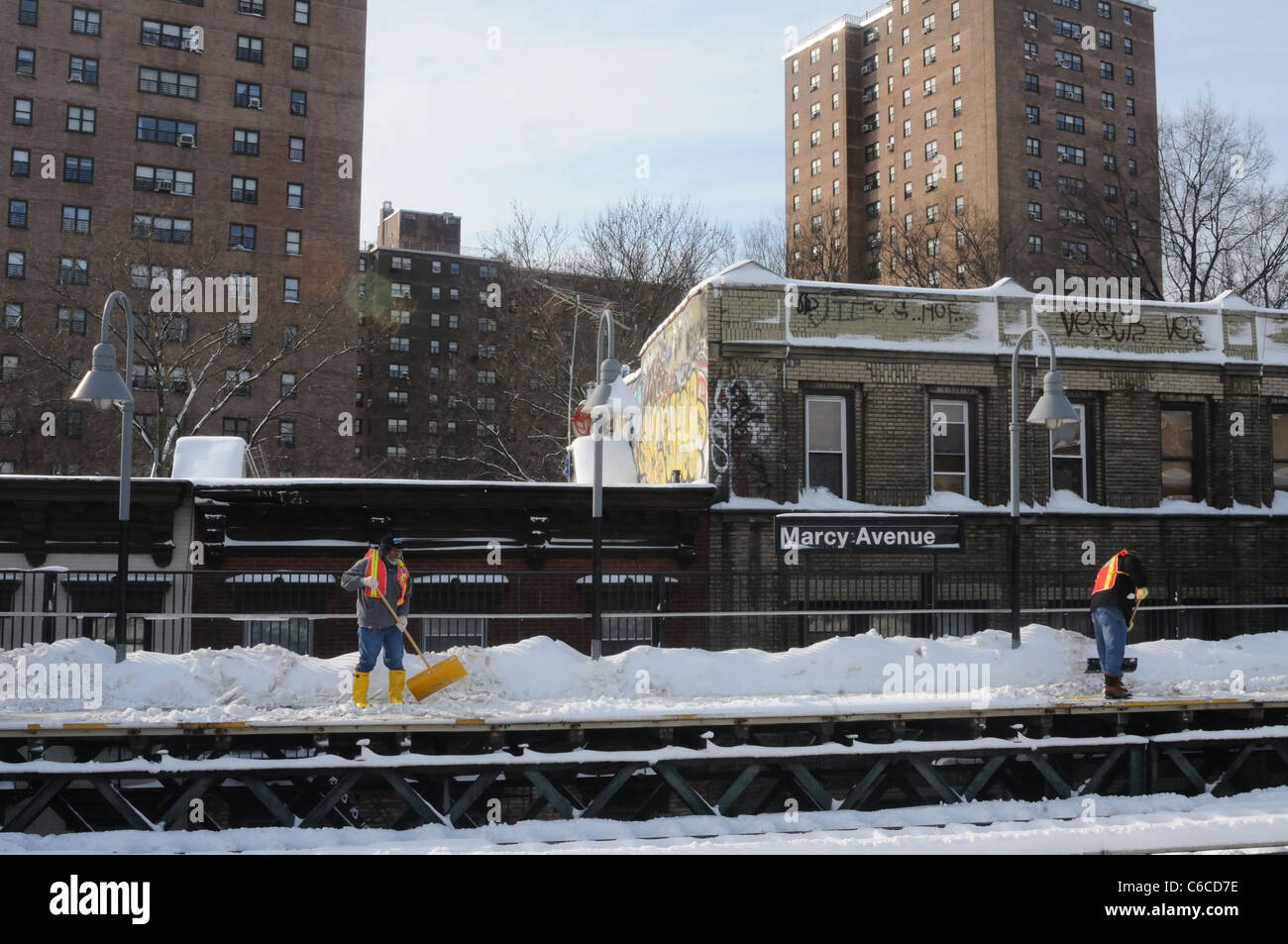 Snow storm on the Marcy Avenue JMZ MTA subway stop.  Williamsburg, Brooklyn, New York. Stock Photo