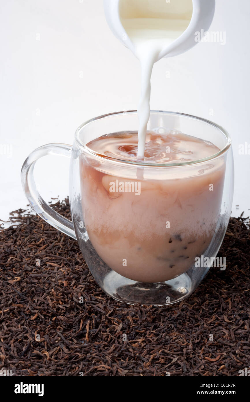Pouring Milk Tea High Resolution Stock Photography and Images Alamy