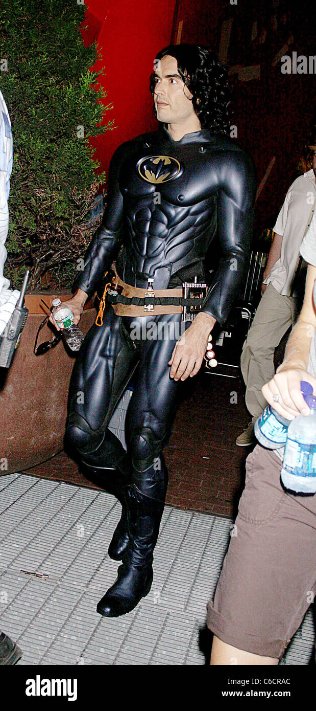Russell Brand dresses as Batman on the set of the new film 'Arthur' New  York City, USA  Stock Photo - Alamy