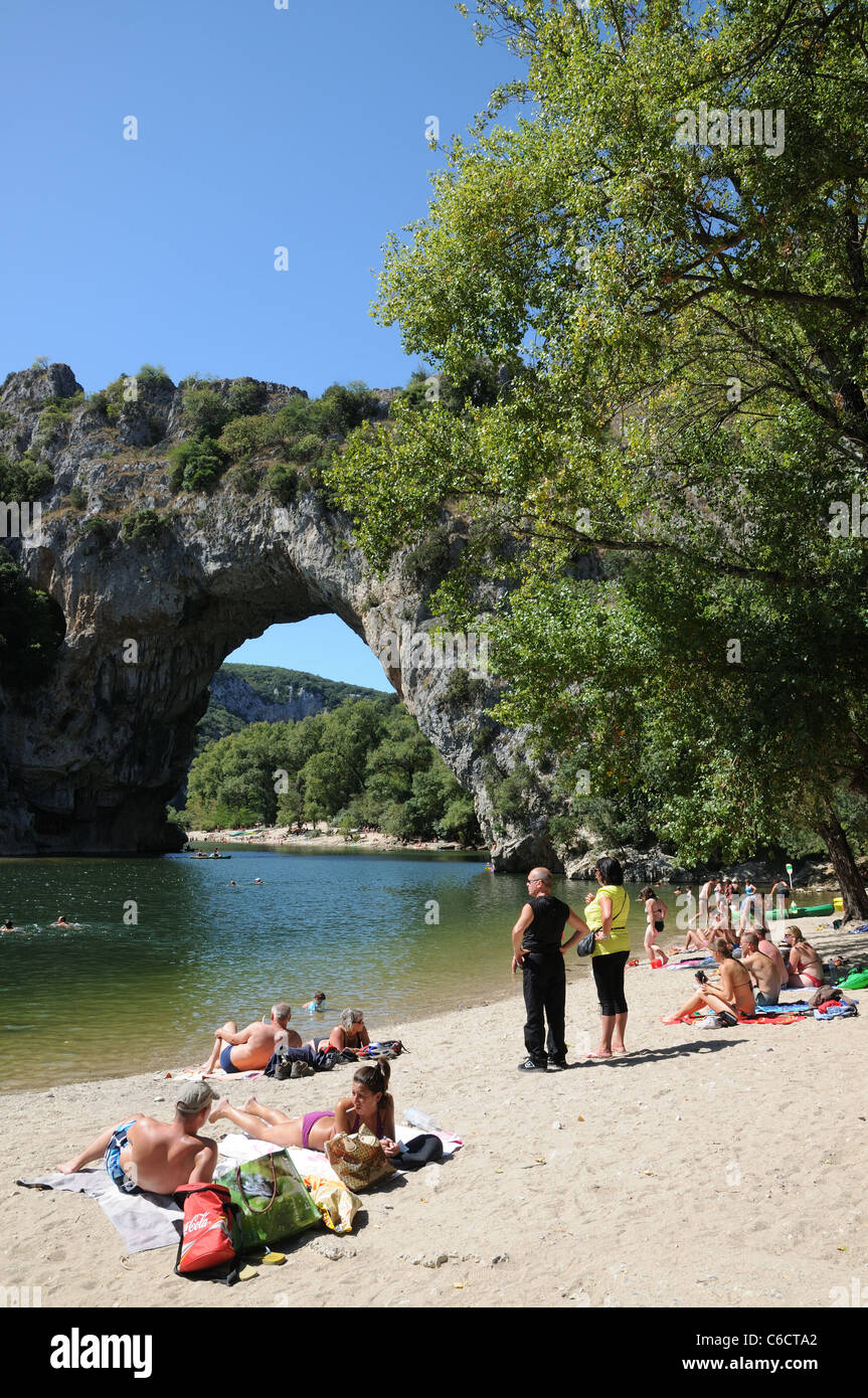 Le pont d'arc hi-res stock photography and images - Alamy