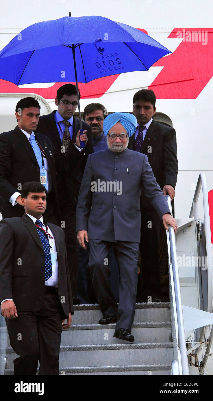 India Prime Minister Dr. Manmohan Singh arrives at Toronto