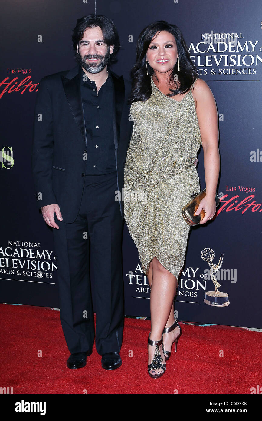 Rachael Ray And Guest 2010 Daytime Emmy Awards Held At Las Vegas Stock Photo Alamy