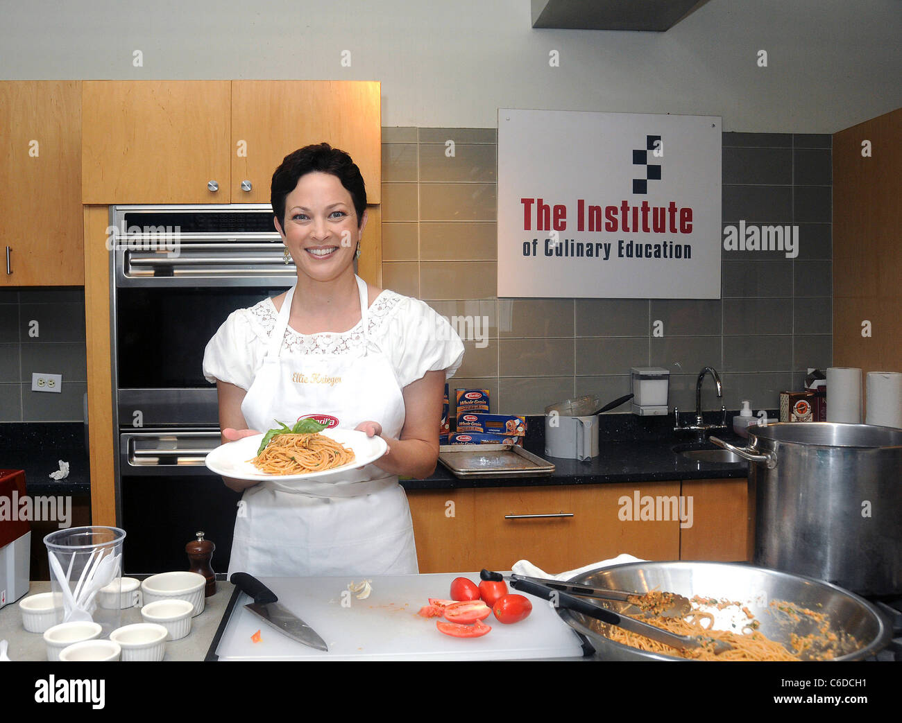 Celebrity chef, bestselling author and registered dietitian, Ellie