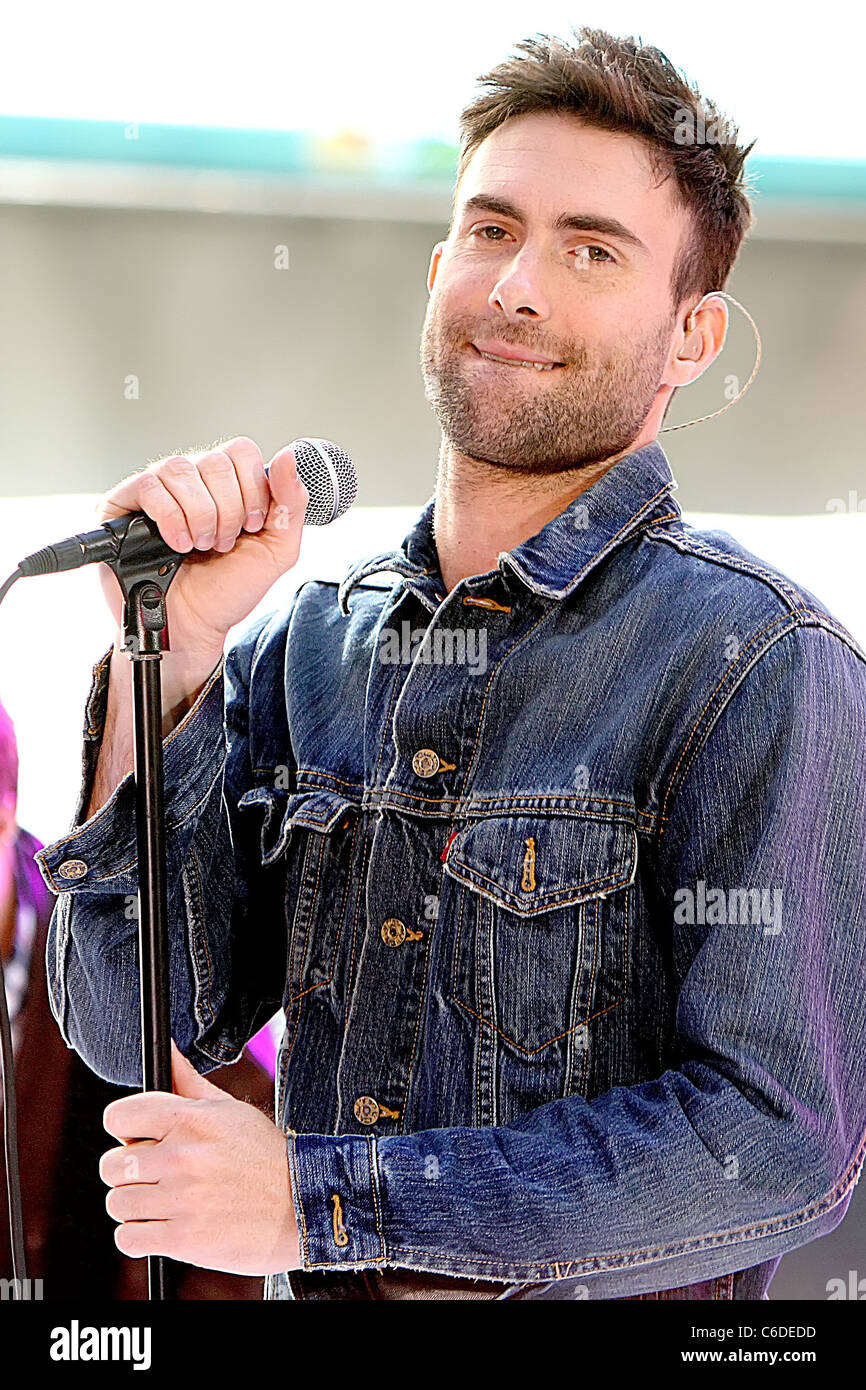 Adam Levine of Maroon 5 performs on NBC