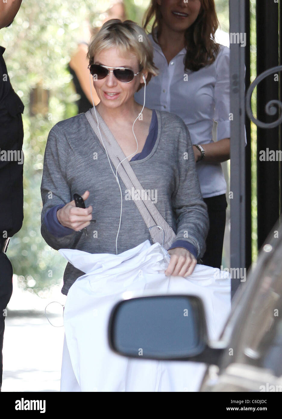 Renee Zellweger leaving Kate Somerville skin care clinic in West