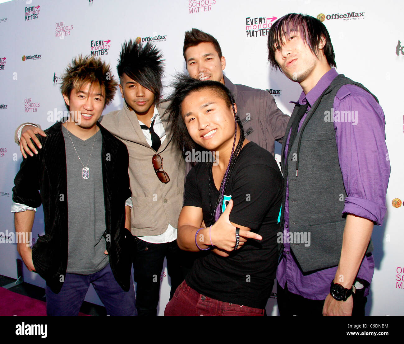 Quest crew hi-res stock photography and images - Alamy Quest crew hi-res stock photography and images - Alamy