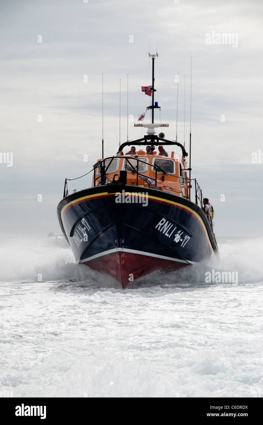 Bembridge Lifeboat on exercise in the Solent Stock Photo