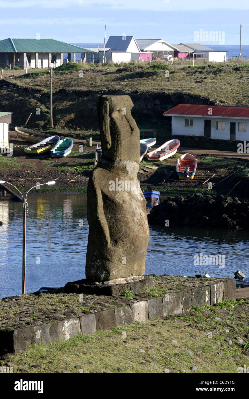 Ahu Riata in Hanga Piko Bay. Hanga Roa, Rapa Nui, Easter Island, Pacific Island, Chile, South America Stock Photo