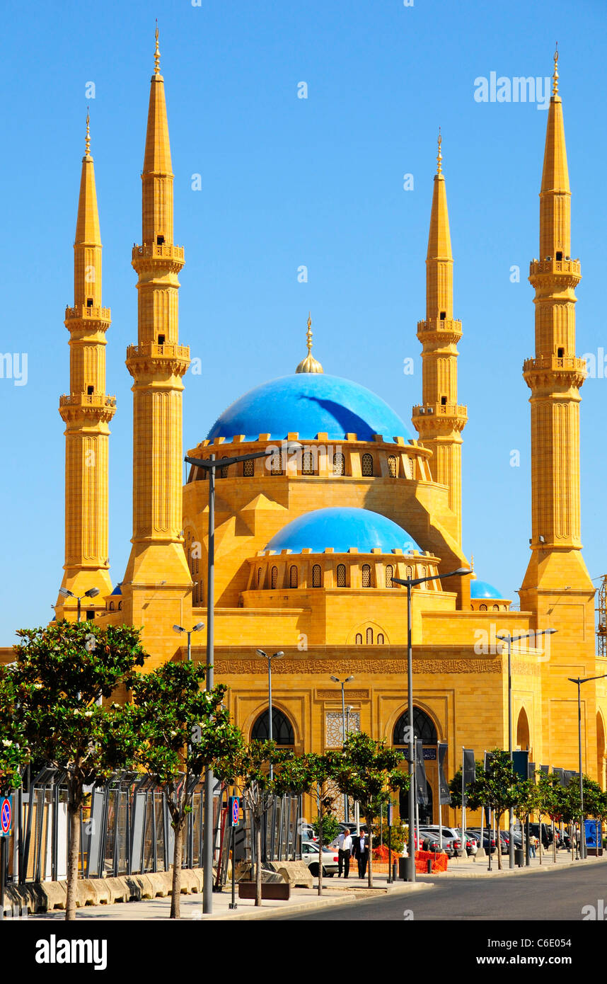 The Mohammad Al Amin Mosque at Martyr's Square. Beirut. Lebanon Stock ...