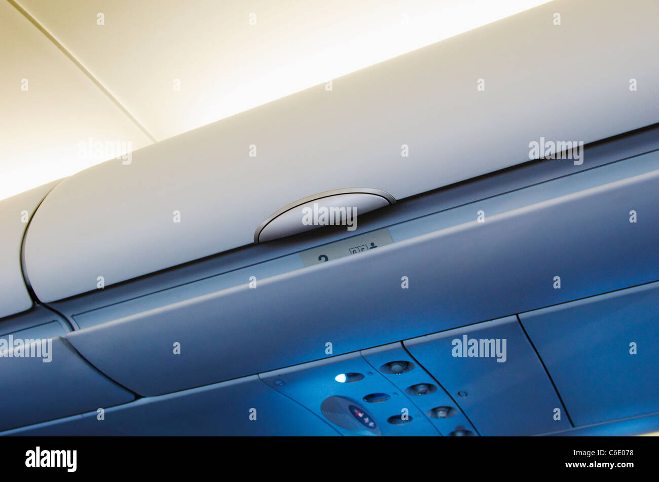 Overhead Compartment High Resolution Stock Photography and Images Alamy