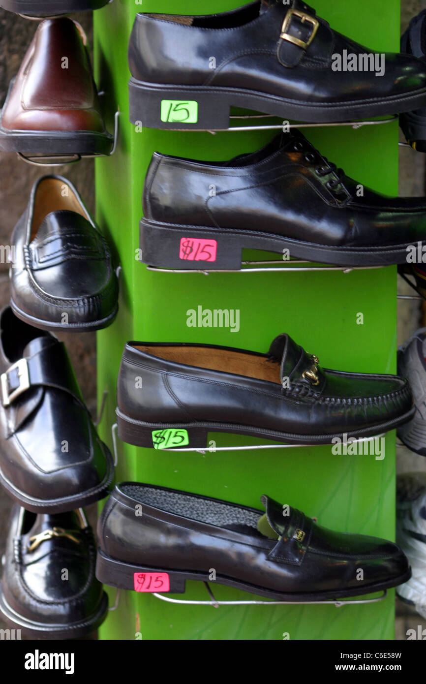 Smart mens dress shoes for sale. Quito, Ecuador, South America Stock Photo