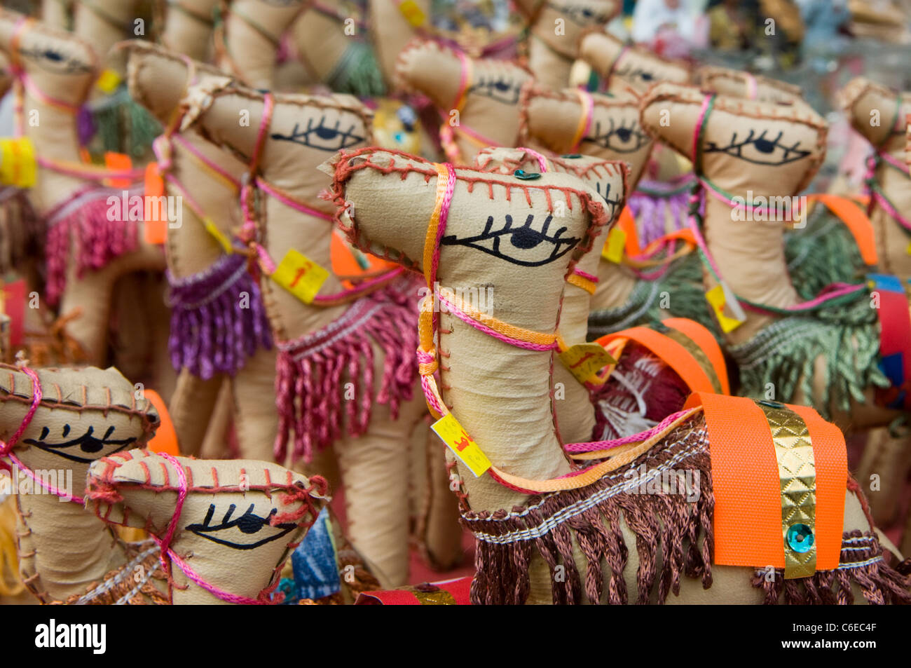Market cairo egypt souvenirs hires stock photography and images Alamy