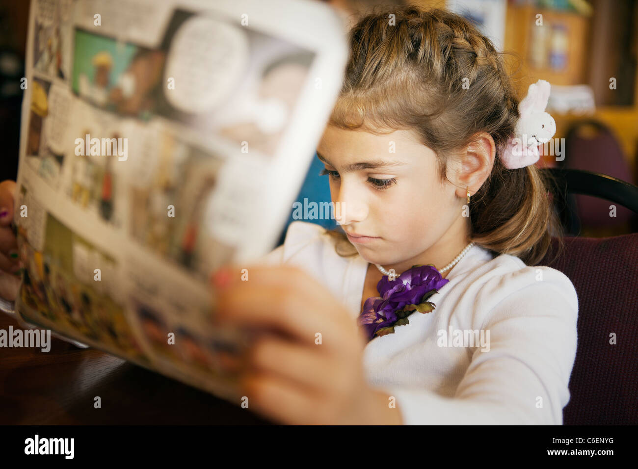 Blonde Girl Reading Newspaper High Resolution Stock Photography And Images Alamy Blonde Girl Reading Newspaper High Resolution Stock Photography And Images Alamy