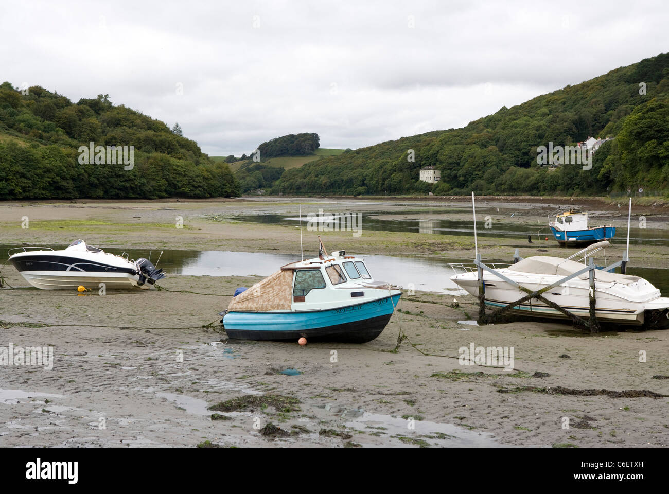 Looe Cornish Fishing Village Town Port Stock Photo - Alamy