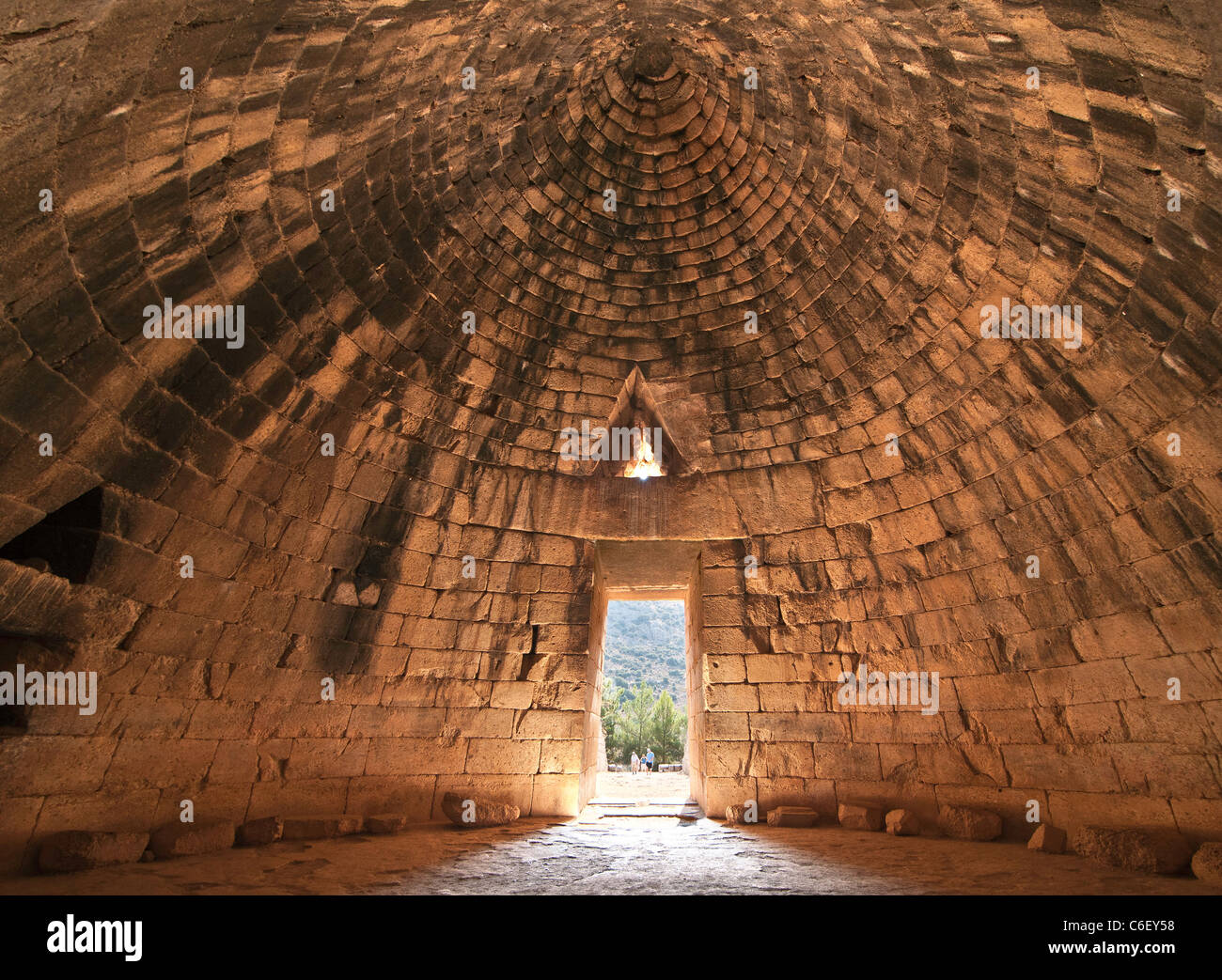 Treasury of Atreus also known as the tomb of Agamemnon, a mycenean tholos, beehive tomb, Mycenae, Argolid, Peloponnese, Greece Stock Photo