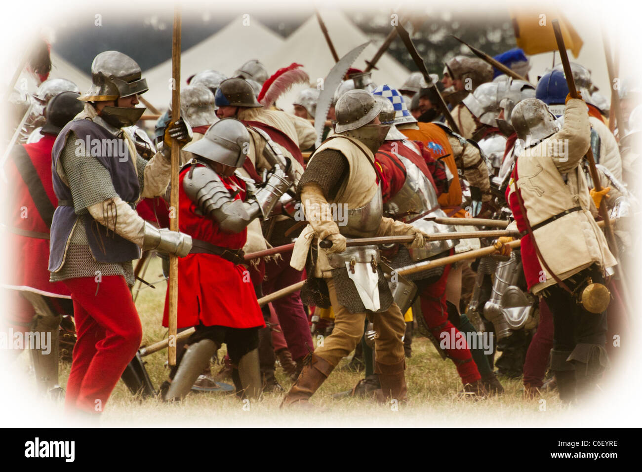 Medieval archers hi-res stock photography and images - Alamy