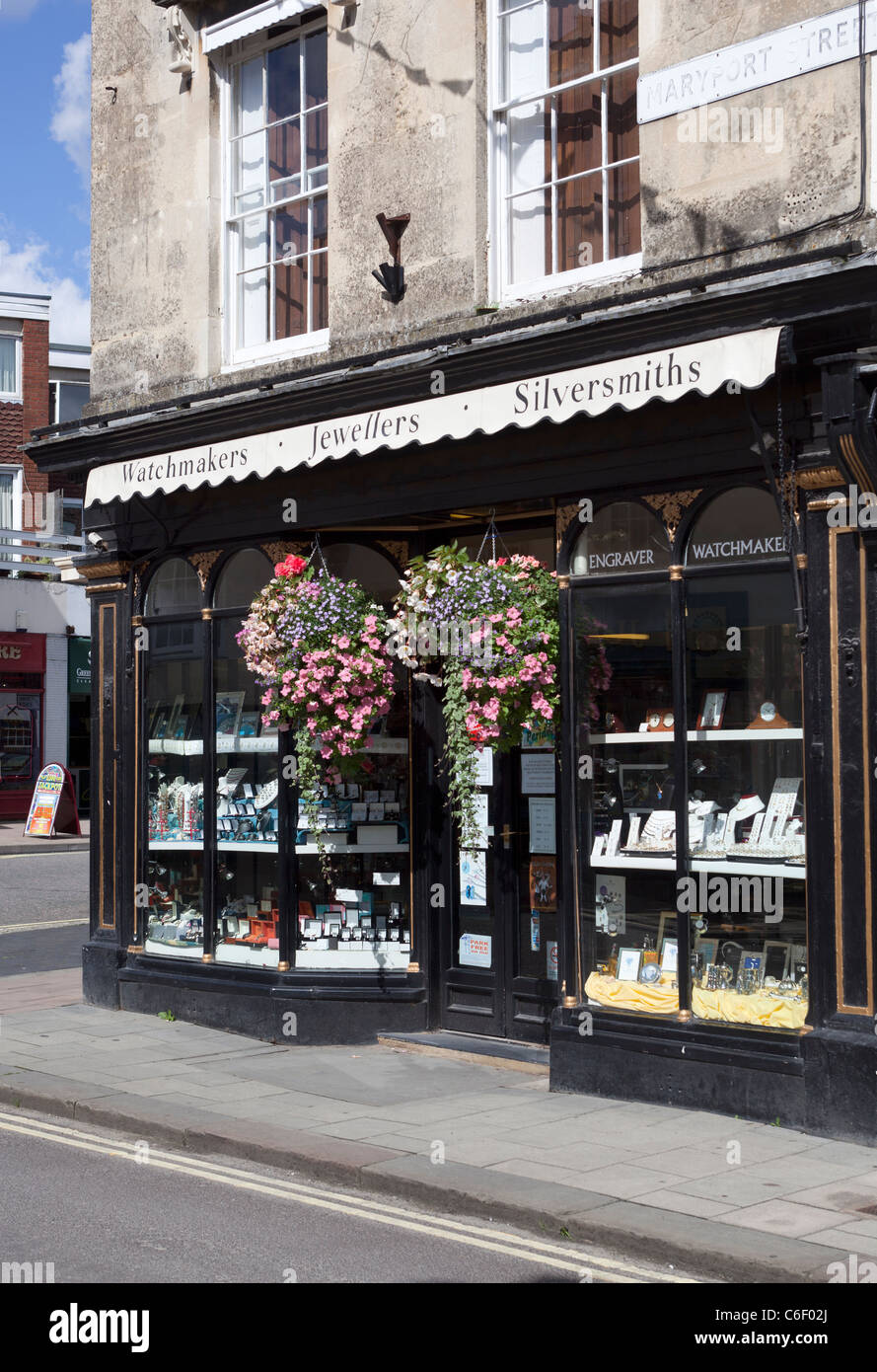 Jewellers shop uk hires stock photography and images Alamy