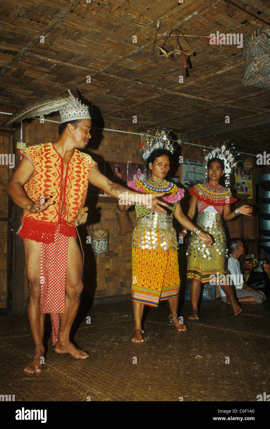 Dayak dance hi-res stock photography and images - Alamy
