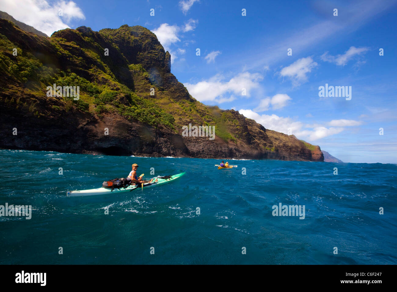 Kayak napali coast hires stock photography and images Alamy