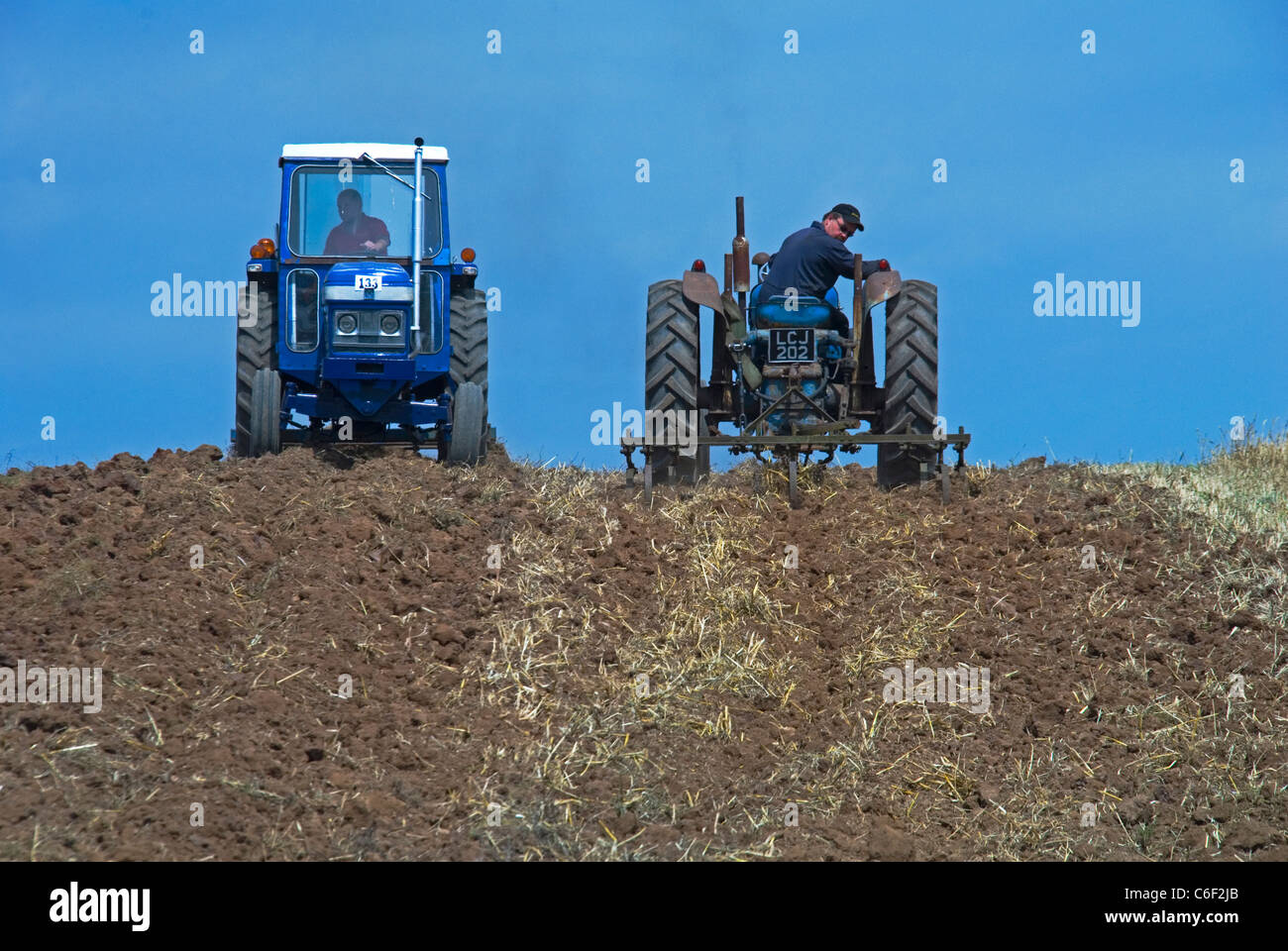 Blue Tractors Stock Photos & Blue Tractors Stock Images Alamy