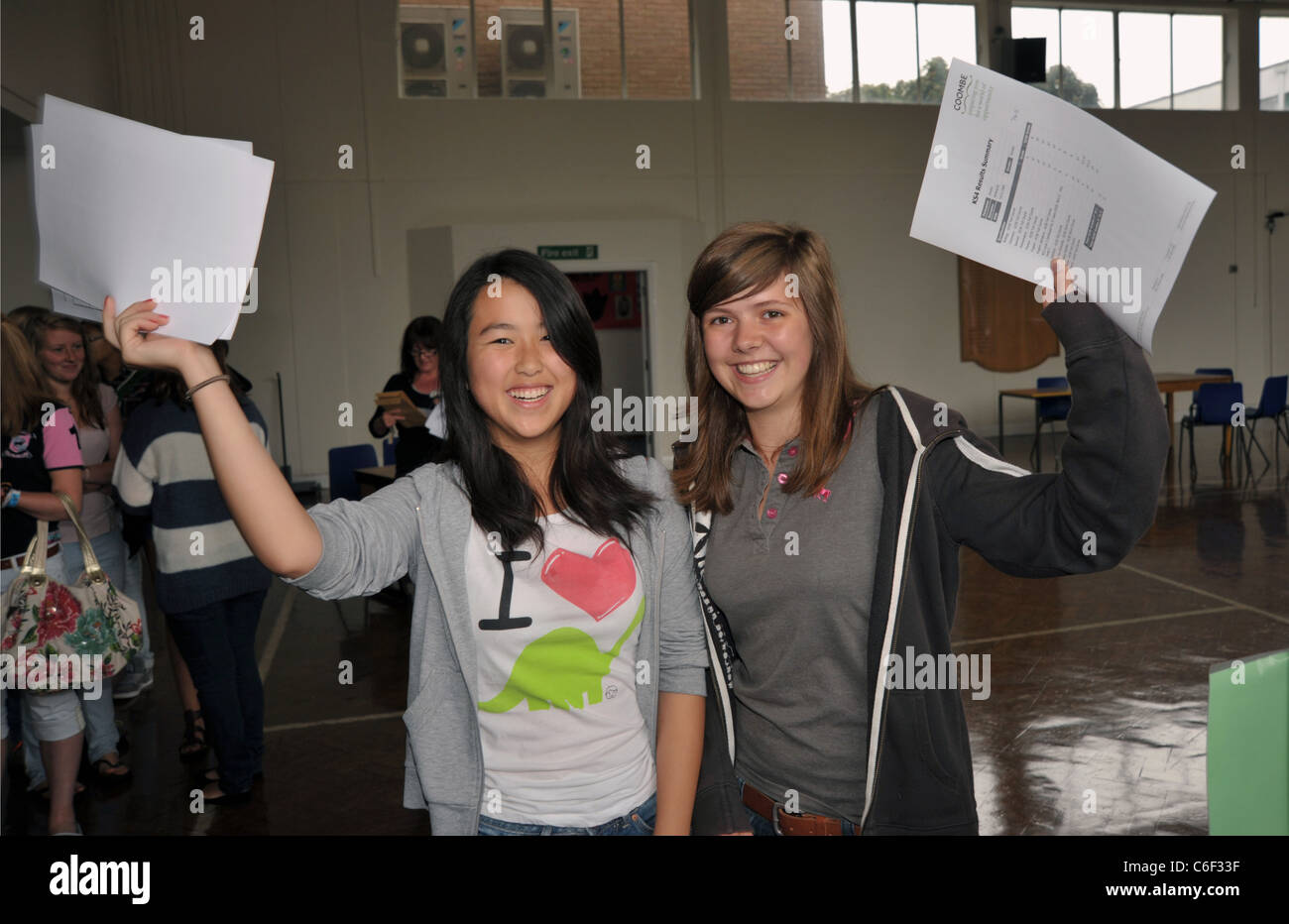 Gcse Exam Results At A London Secondary School England Uk Stock Photo Alamy Gcse Exam Results At A London Secondary School England Uk Stock Photo Alamy