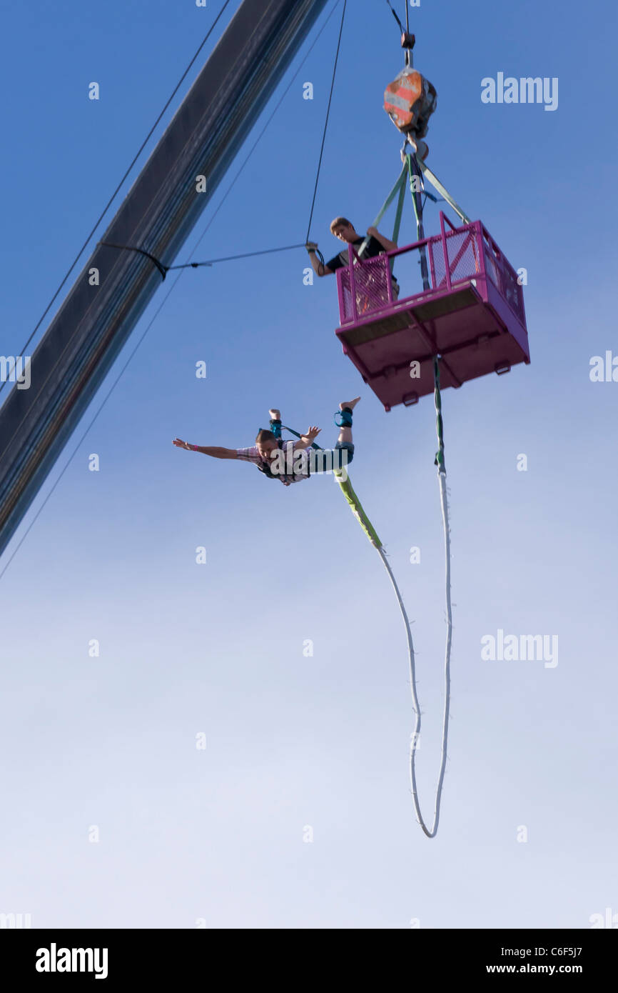 Bungee cord courageous hires stock photography and images Alamy