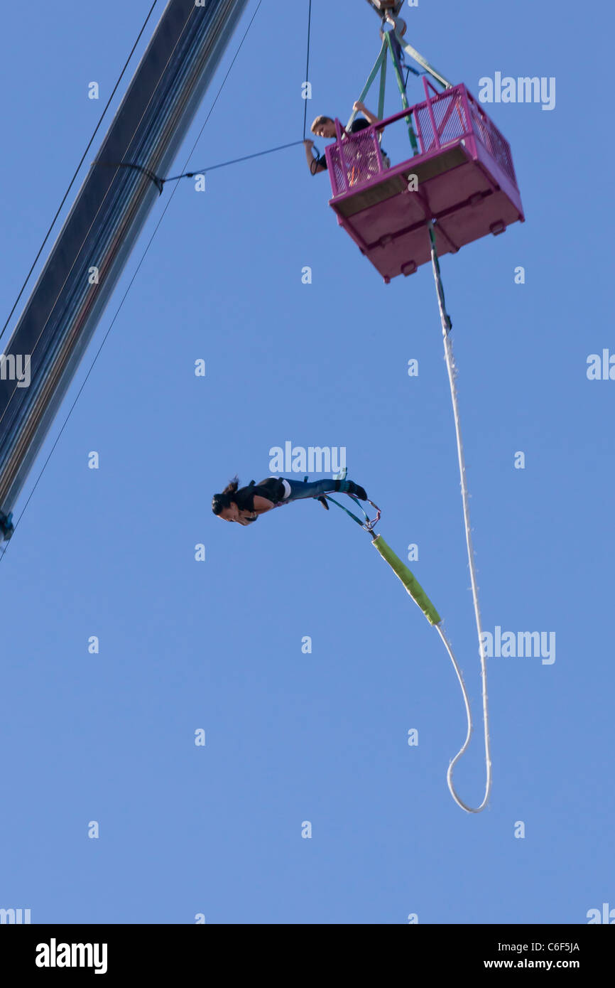 Bungee cord hires stock photography and images Alamy
