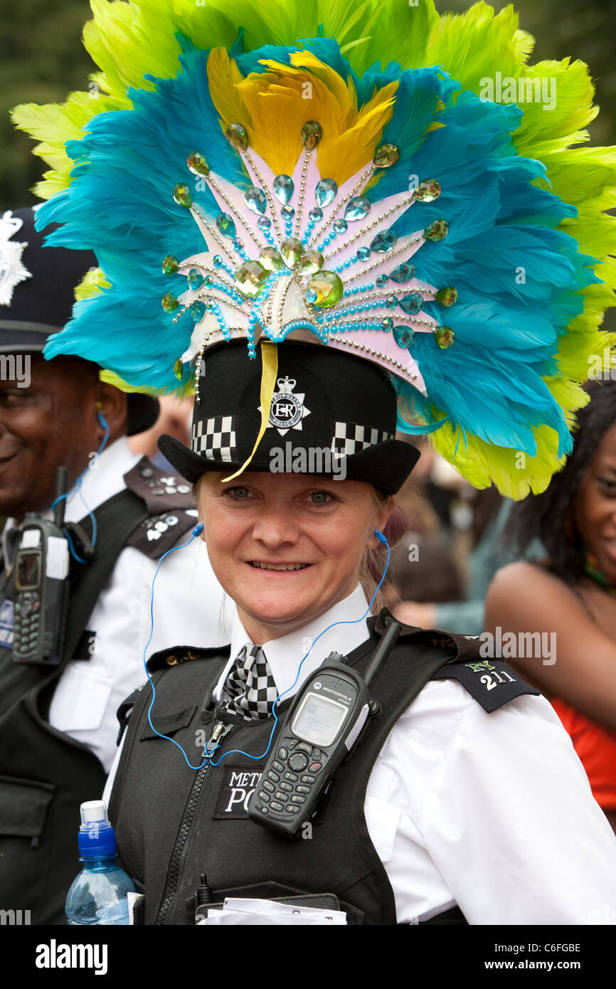 Women police officer in fancy dress at Notting Hill Carnival Stock Photo -  Alamy