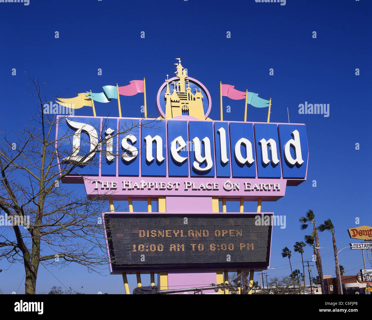 Top 103+ Images Disneyland Park Disneyland Drive Anaheim California Ee ...